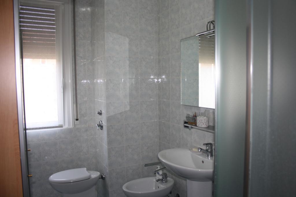 Apartamento Niguarda Bicocca Flat Milán Habitación foto